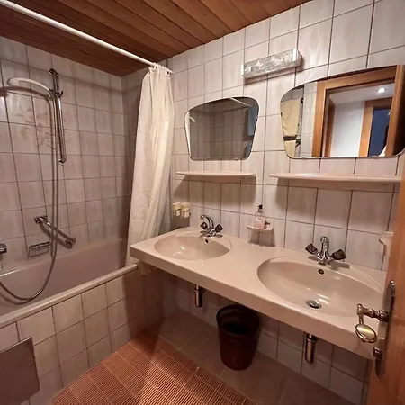 Hannelore-3 By Interhome シャレー